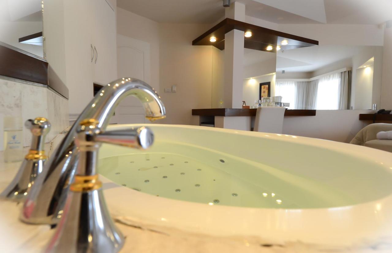 Santa Cecilia Resort & Spa I 维拉卡洛斯帕兹 外观 照片